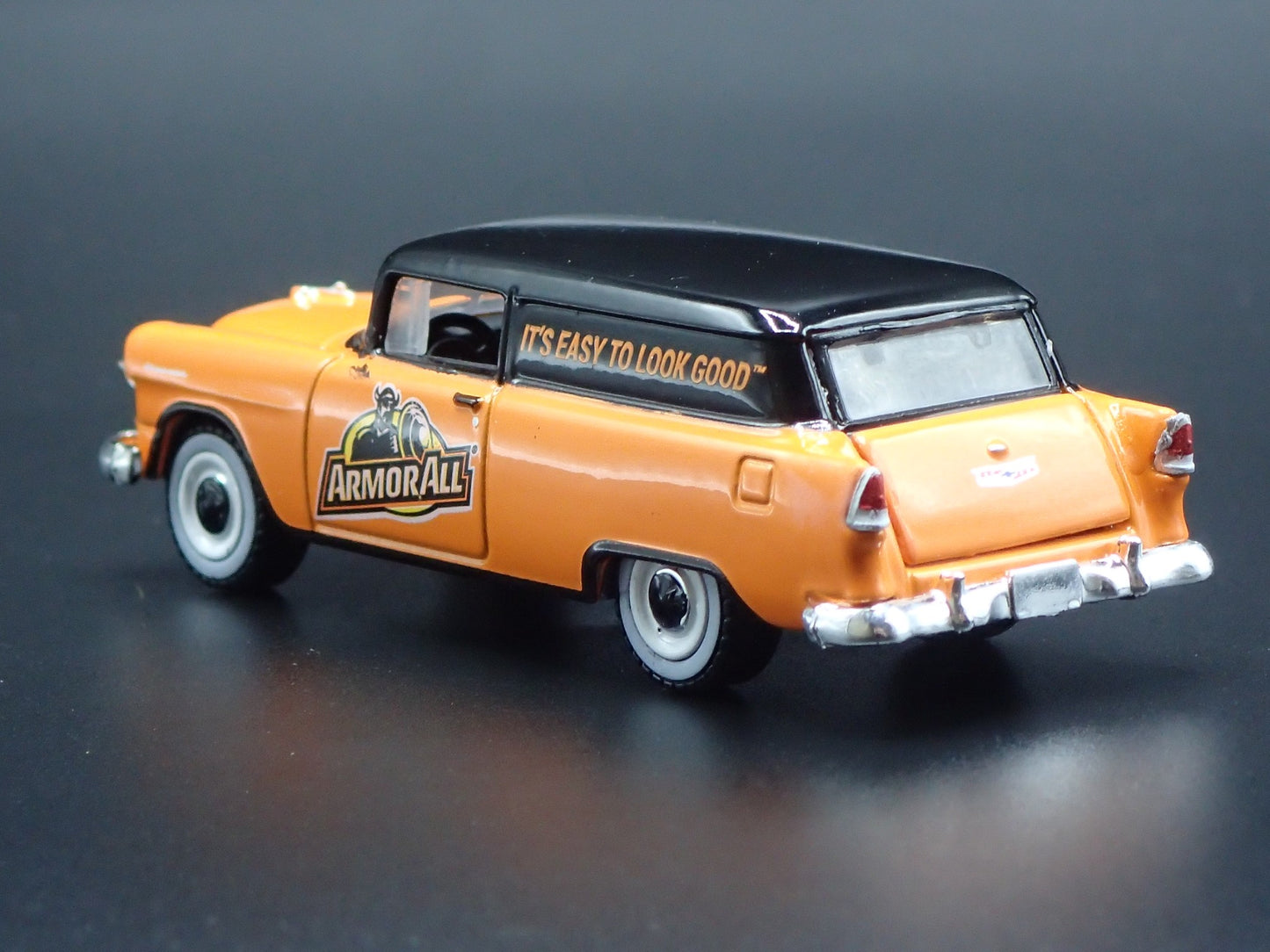 1955 55 CHEVY CHEVROLET SEDAN DELIVERY ARMOR ALL 1:64 SCALE DIECAST MODEL CAR