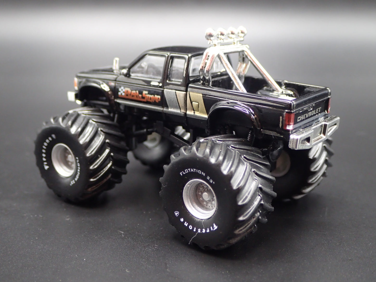 1986 CHEVY CHEVROLET S10 MONSTER TRUCK PUSH N STOMP 1:64 SCALE DIECAST MODEL CAR