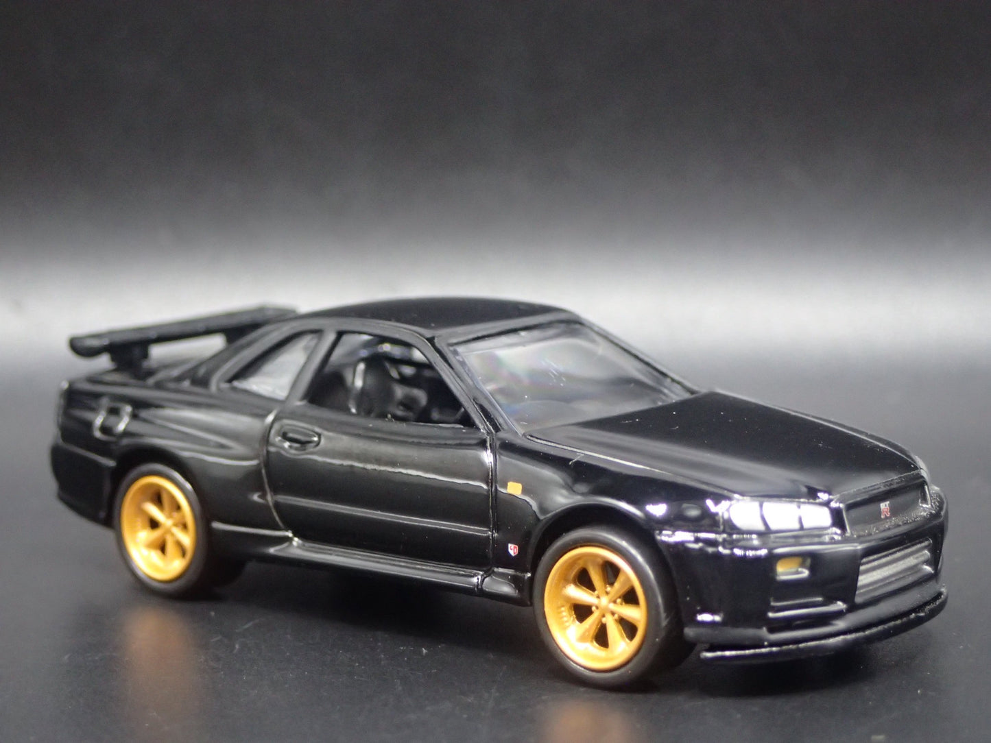 1999-2002 NISSAN SKYLINE GTR R34 BNR34 1:64 SCALE COLLECTIBLE DIECAST MODEL CAR