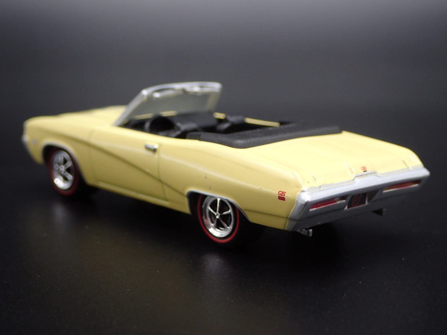 1969 69 BUICK GS 400 CONVERTIBLE RARE 1:64 SCALE COLLECTIBLE DIECAST MODEL CAR