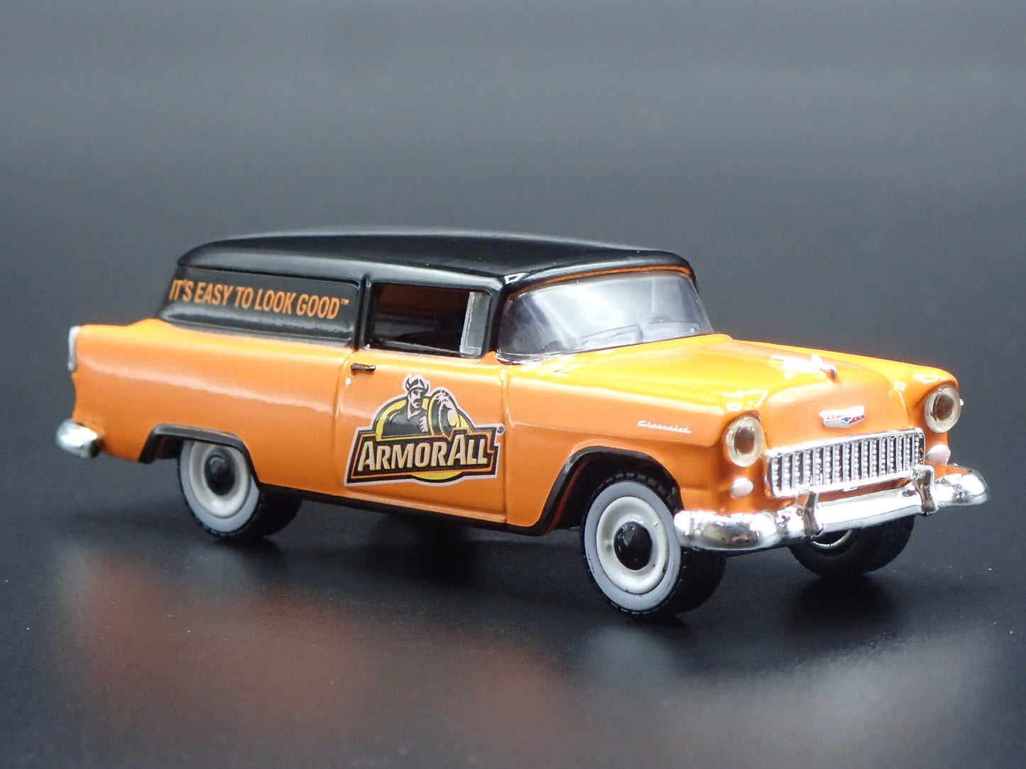 1955 55 CHEVY CHEVROLET SEDAN DELIVERY ARMOR ALL 1:64 SCALE DIECAST MODEL CAR