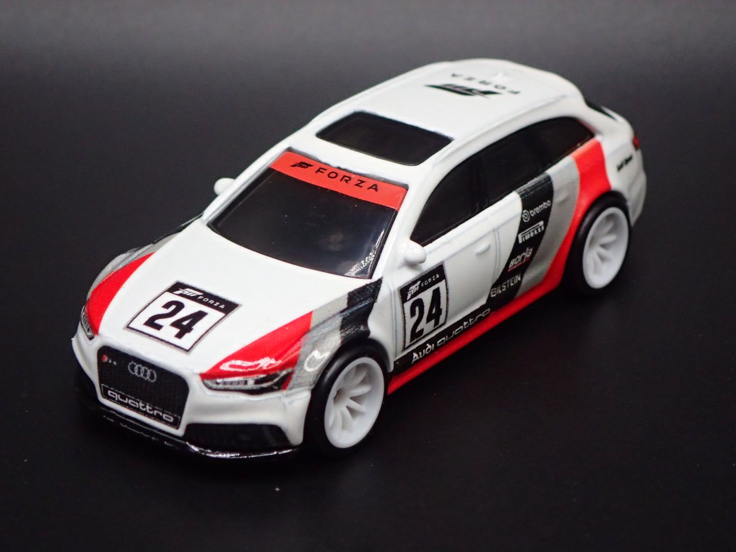 2013-2018 AUDI AVANT RS6 STATION WAGON FORZA WHITE 1/64 SCALE DIECAST MODEL CAR