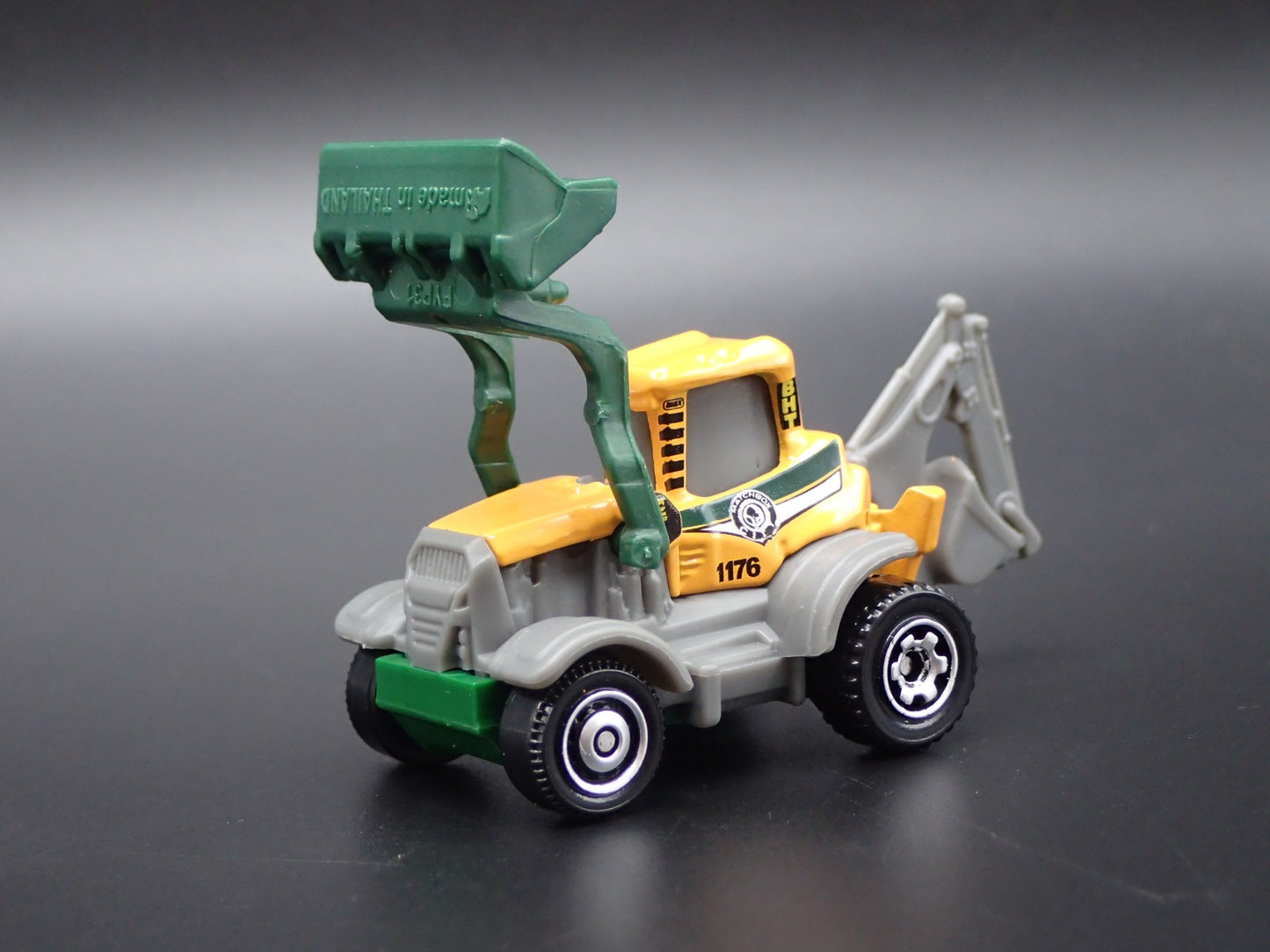 BACKHOE CONTRUCTION VEHICLE 1:64 MB SCALE COLLECTIBLE DIORAMA DIECAST MODEL CAR
