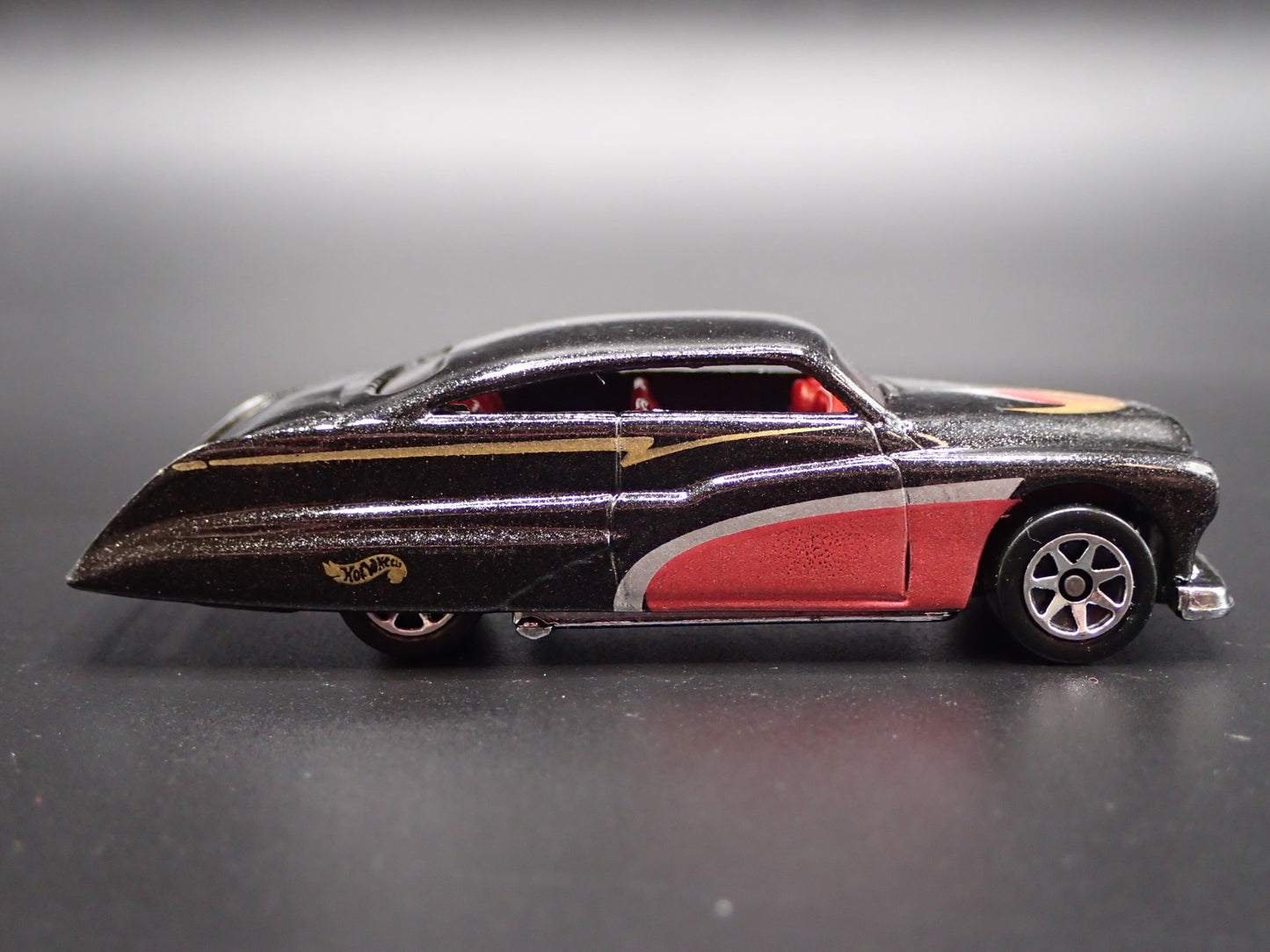 1951 51 MERC MERCURY PURPLE PASSION BLACK 1:64 SCALE DIORAMA DIECAST MODEL CAR