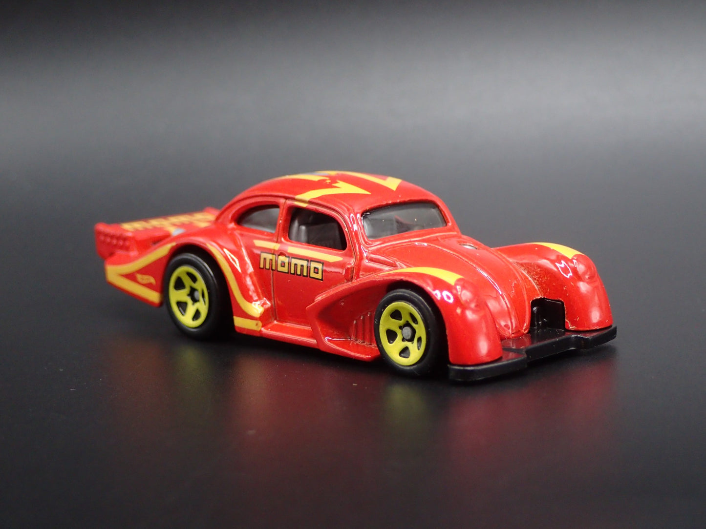 VW VOLKSWAGEN KAFER RACER BEETLE BUG MOMO 1:64 SCALE DIORAMA DIECAST MODEL CAR