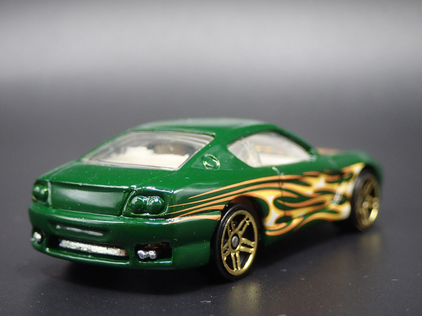 1998-2003 FERRARI 456M GREEN 1:64 SCALE COLLECTIBLE DIORAMA DIECAST MODEL CAR
