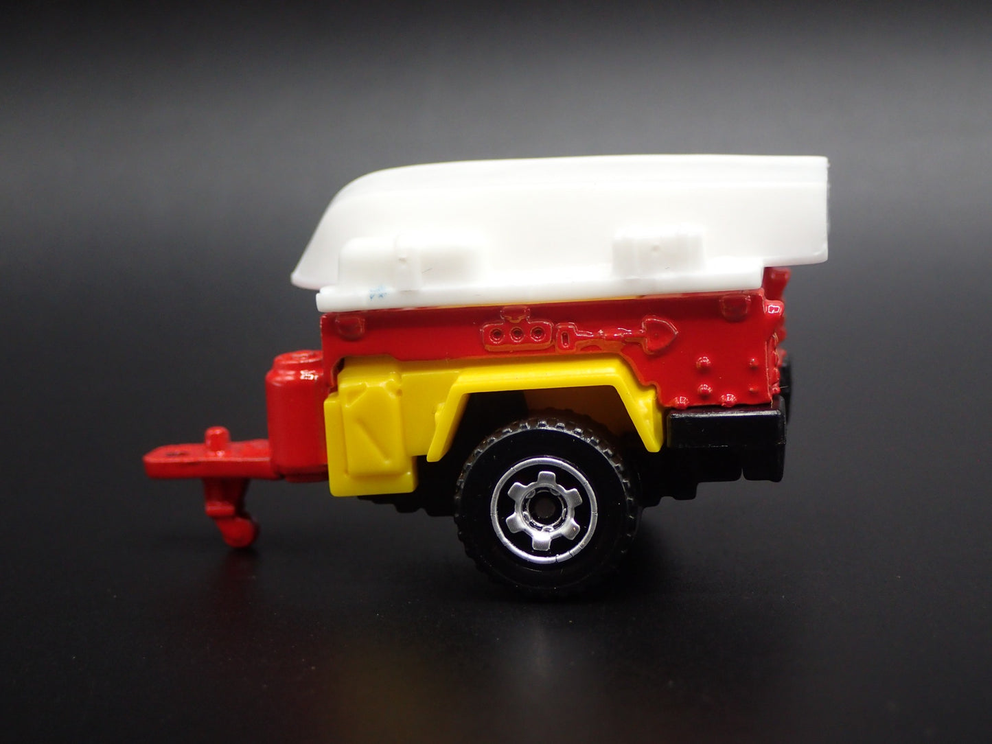 UTILITY CAMPING TRAILER RED 1:64 SCALE COLLECTIBLE DIORAMA DIECAST MODEL CAR
