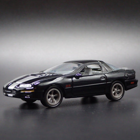 2002 CHEVY CHEVROLET CAMARO SS BLACK 35TH 1:64 SCALE DIORAMA DIECAST MODEL CAR