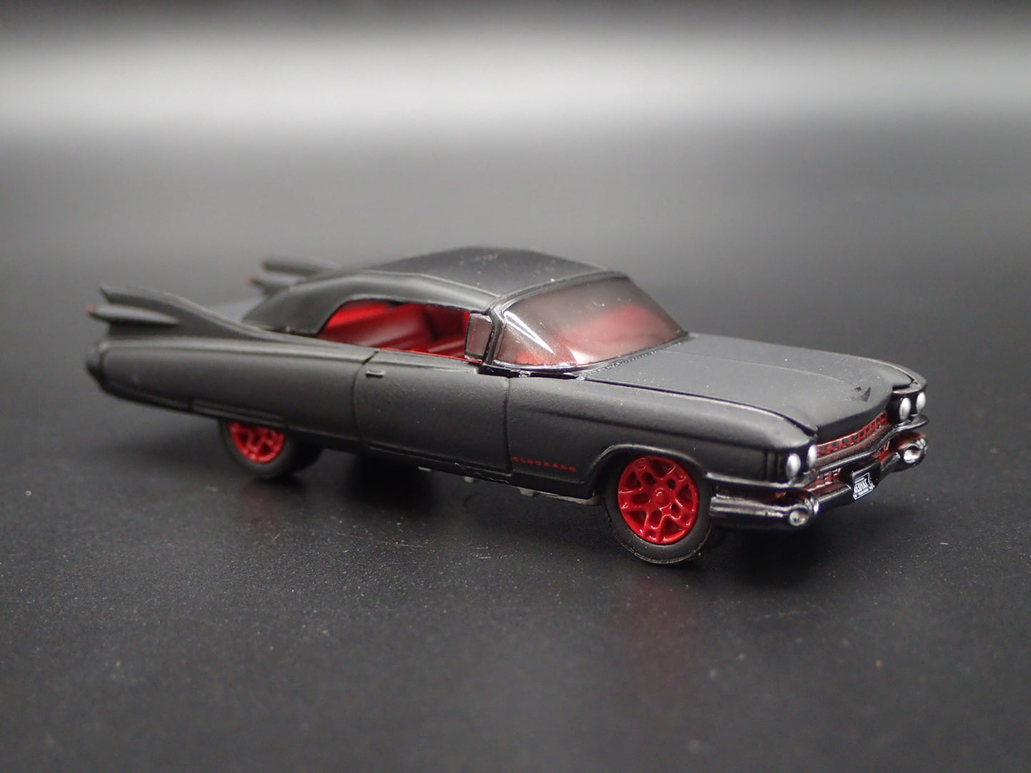 1959 59 CADILLAC CADDY ELDORADO CONVERTIBLE 1:64 SCALE DIORAMA DIECAST MODEL CAR