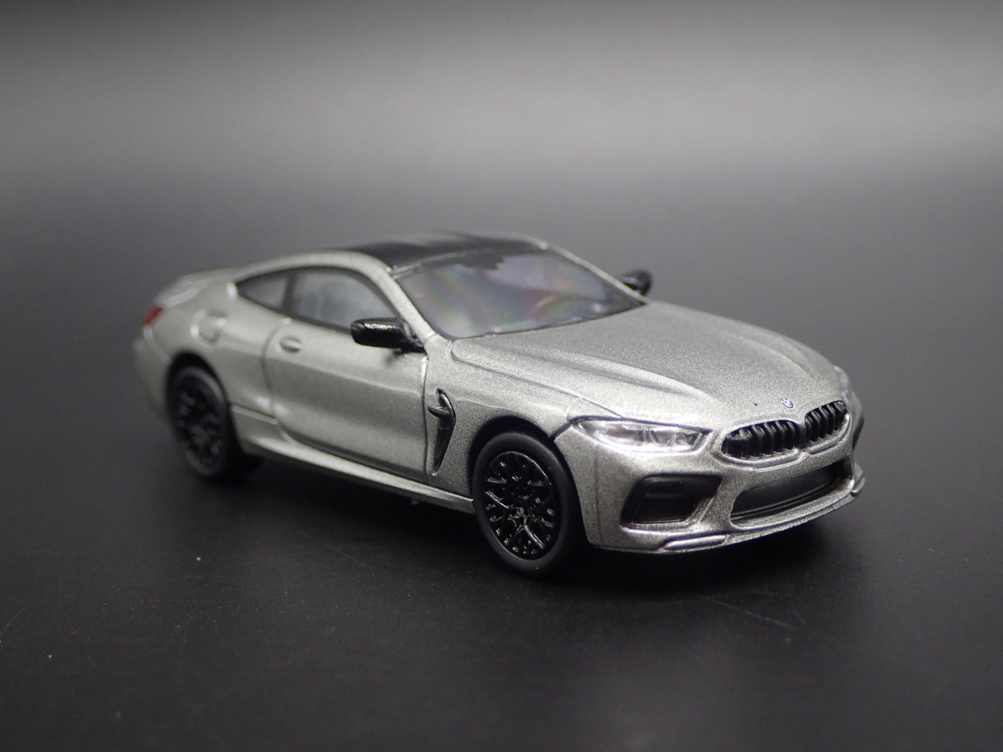2019-2025 BMW M8 COUPE RARE 1:64 SCALE COLLECTIBLE DIORAMA DIECAST MODEL CAR