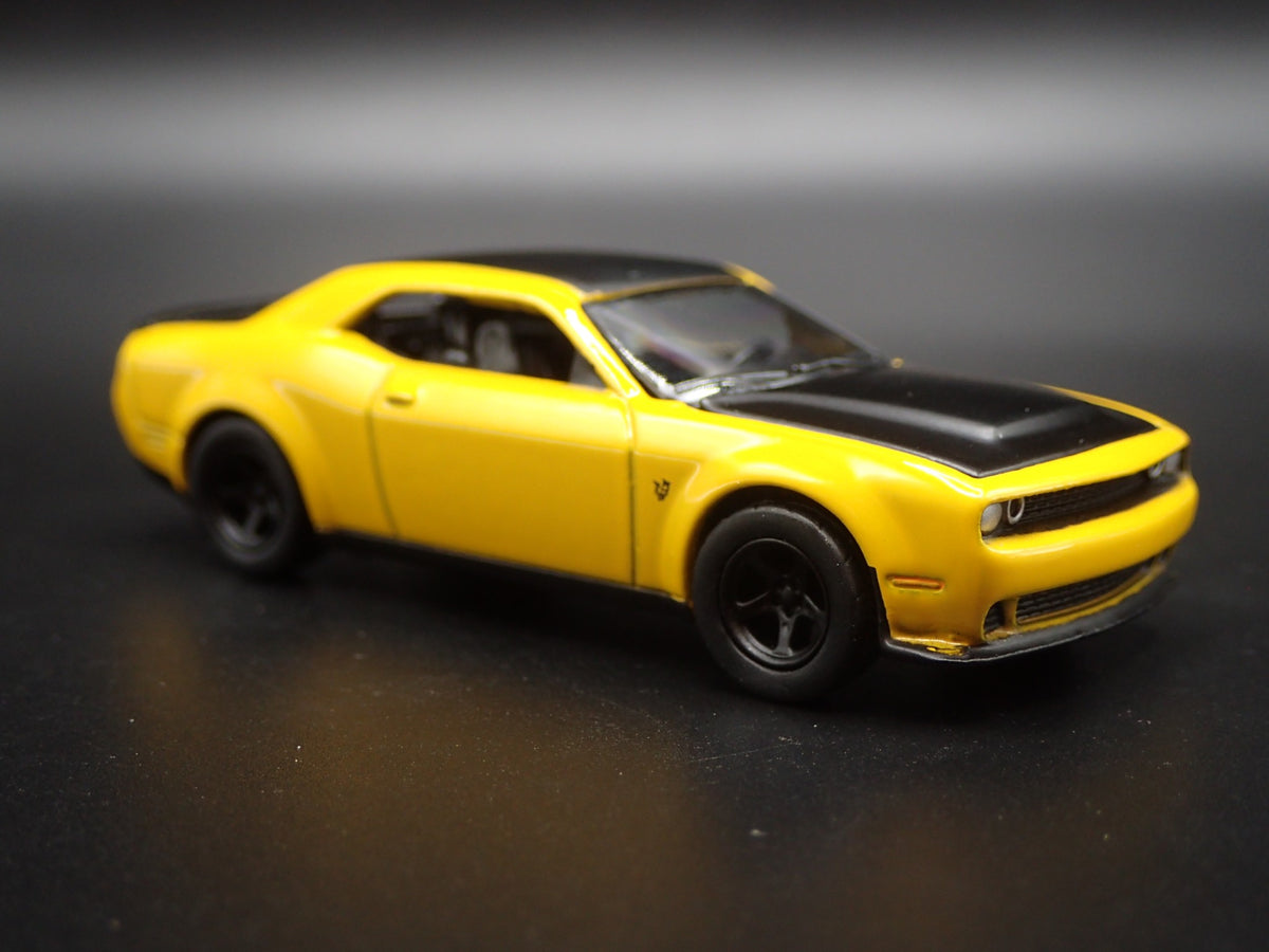 2018-2021 DODGE CHALLENGER SRT DEMON RARE 1:64 SCALE DIORAMA DIECAST MODEL CAR-Burning Rubber Toy Company