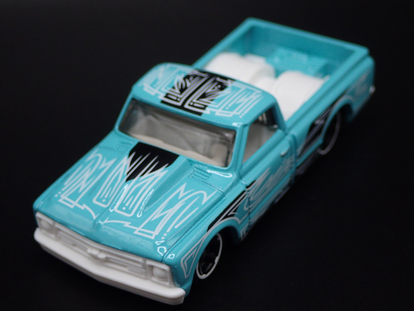 1967 67 CHEVY CHEVROLET C10 SHORT BED PICKUP TRUCK 1:64 SCALE DIECAST MODEL CAR