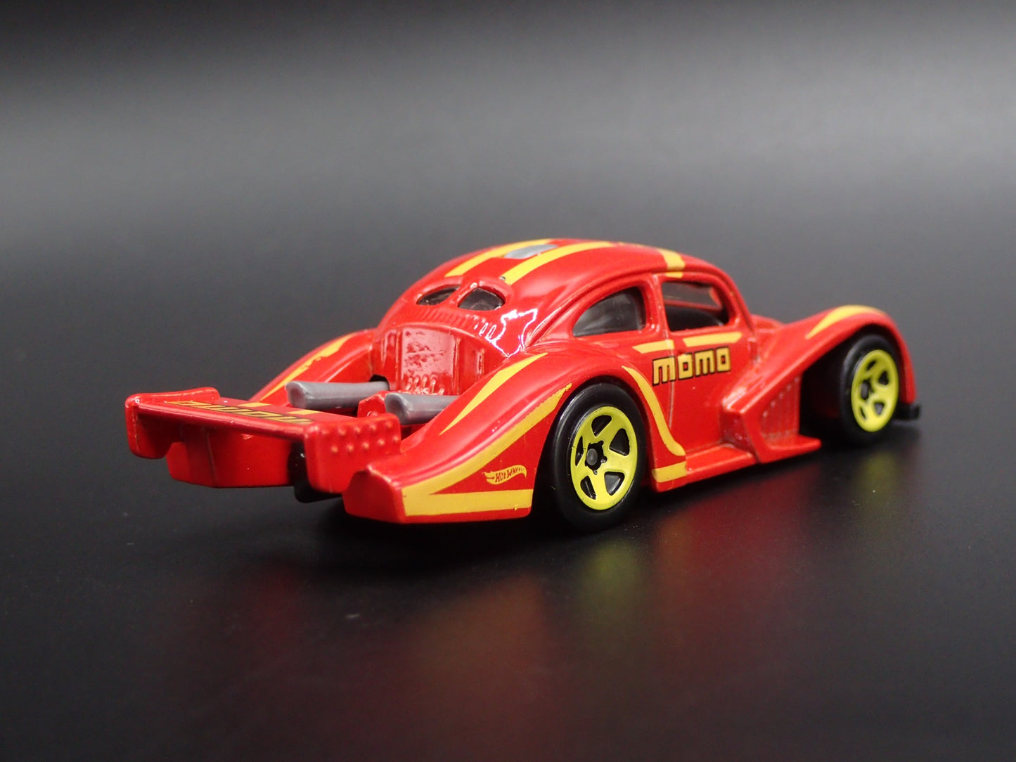 VW VOLKSWAGEN KAFER RACER BEETLE BUG MOMO 1:64 SCALE DIORAMA DIECAST MODEL CAR