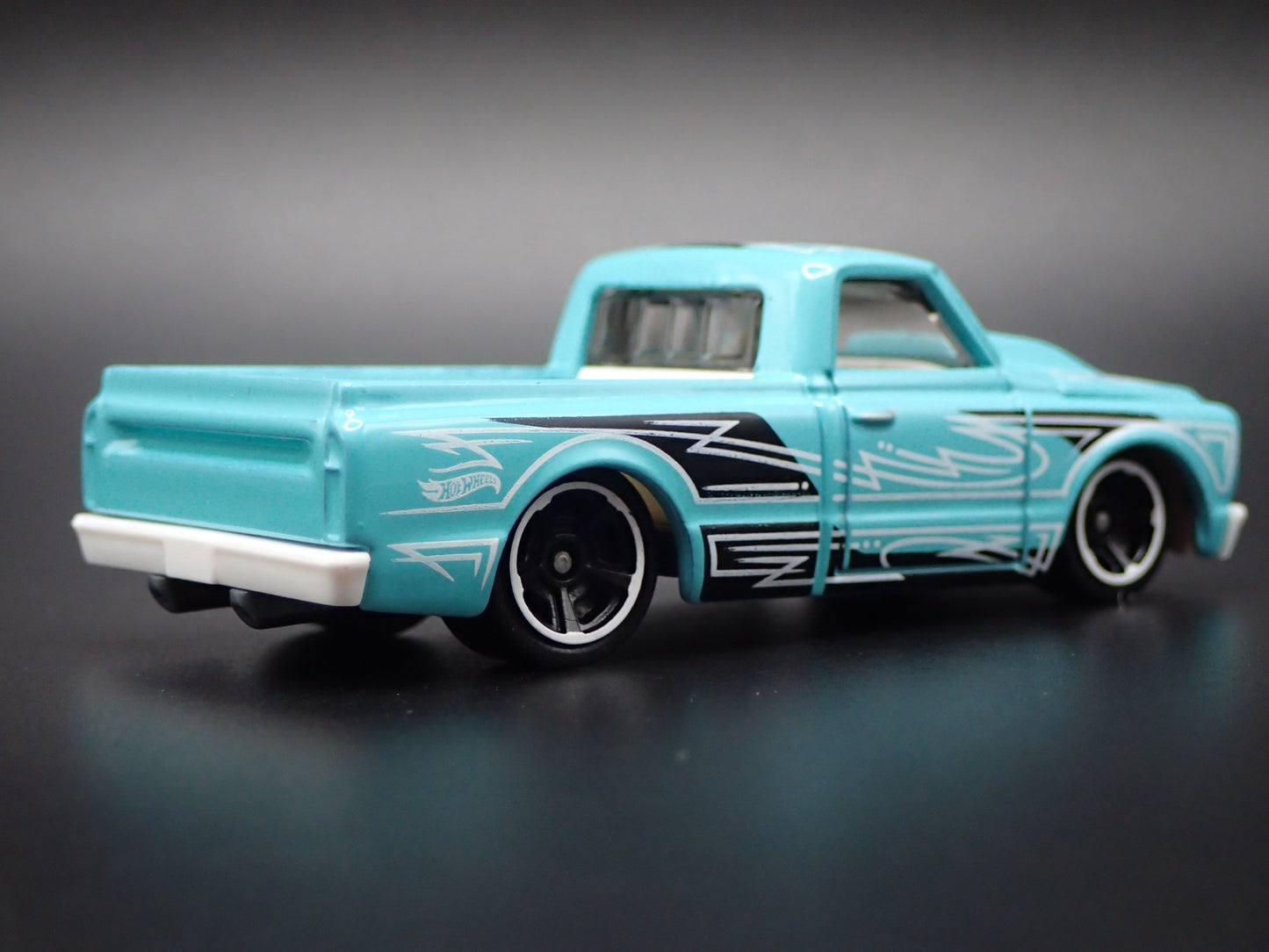 1967 67 CHEVY CHEVROLET C10 SHORT BED PICKUP TRUCK 1:64 SCALE DIECAST MODEL CAR