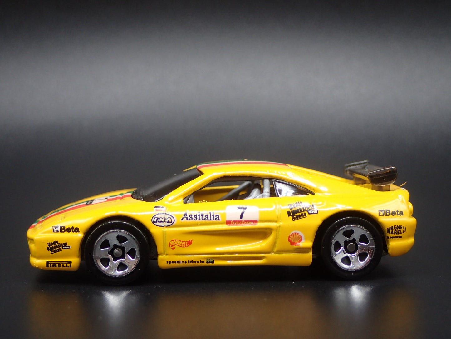 1995-1999 FERRARI F355 CHALLENGE RACE CAR 1:64 SCALE DIORAMA DIECAST MODEL CAR