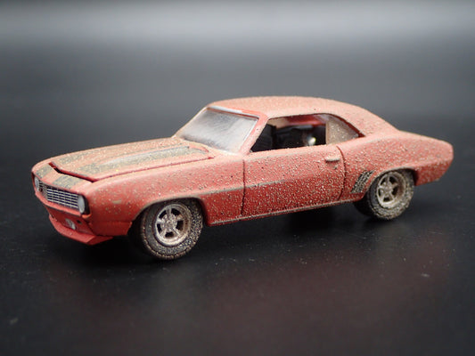1969 69 CHEVROLET CAMARO CUSTOM BARN FIND 1:64 SCALE DIORAMA DIECAST MODEL CAR