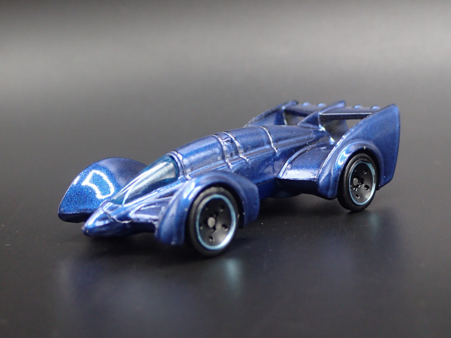 BATMAN LIVE TOUR BATMOBILE BLUE 1:64 SCALE COLLECTIBLE DIORAMA DIECAST MODEL CAR