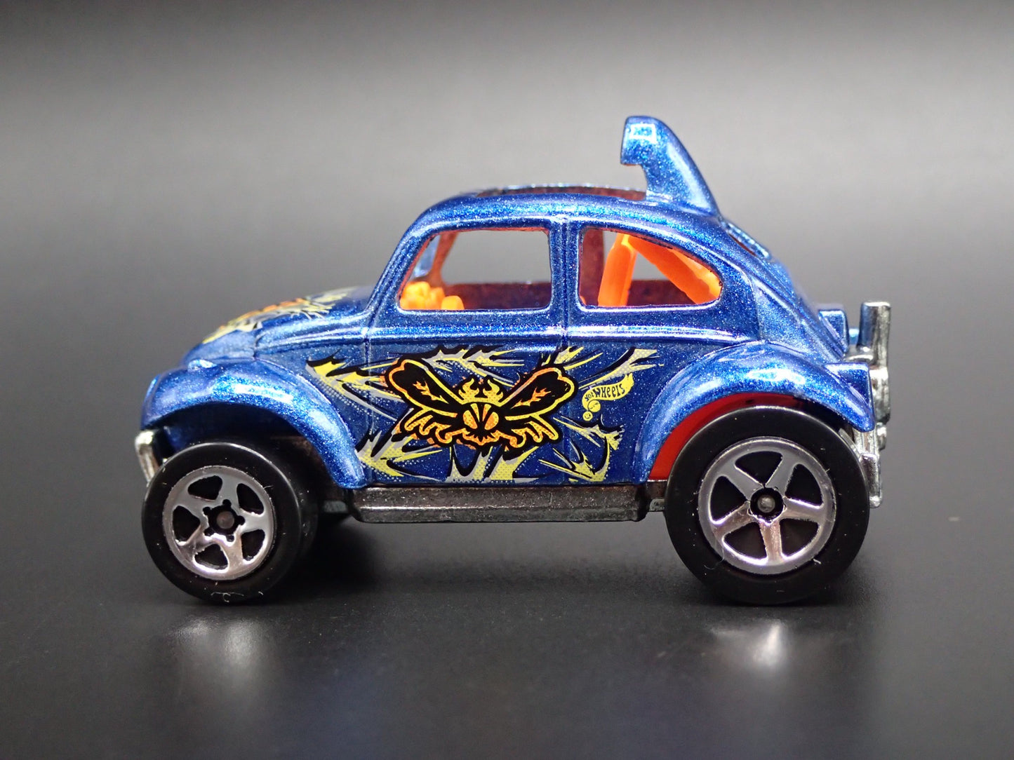 1960-1967 VW VOLKSWAGEN BAJA BEETLE SPLIT WINDOW 1:64 SCALE DIECAST MODEL CAR