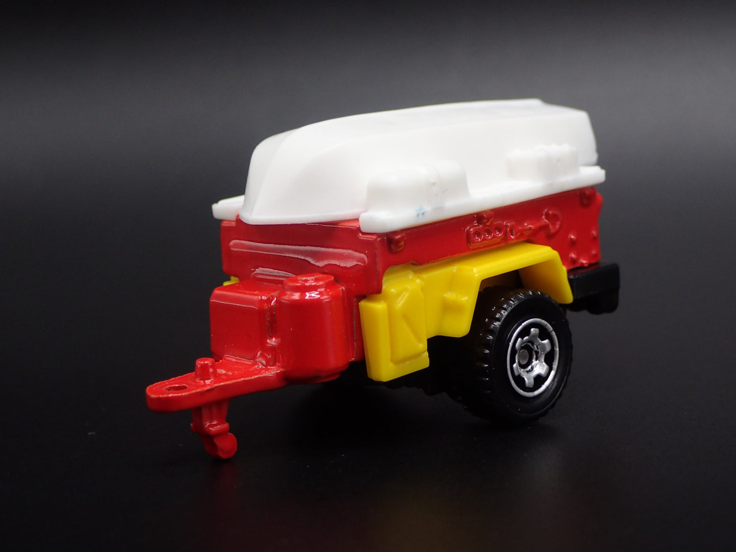 UTILITY CAMPING TRAILER RED 1:64 SCALE COLLECTIBLE DIORAMA DIECAST MODEL CAR