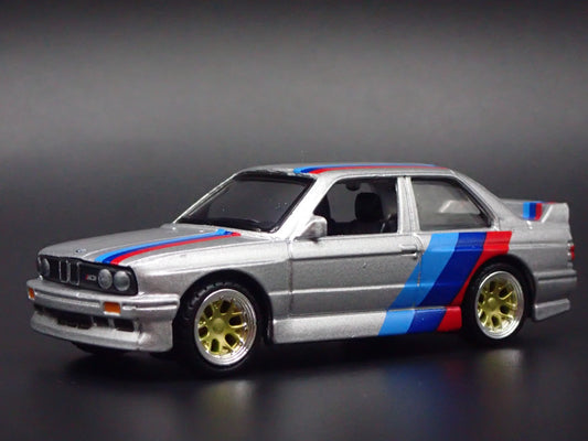 1986-1991 BMW M3 E30 SILVER 1:64 SCALE COLLECTIBLE DIORAMA DIECAST MODEL CAR