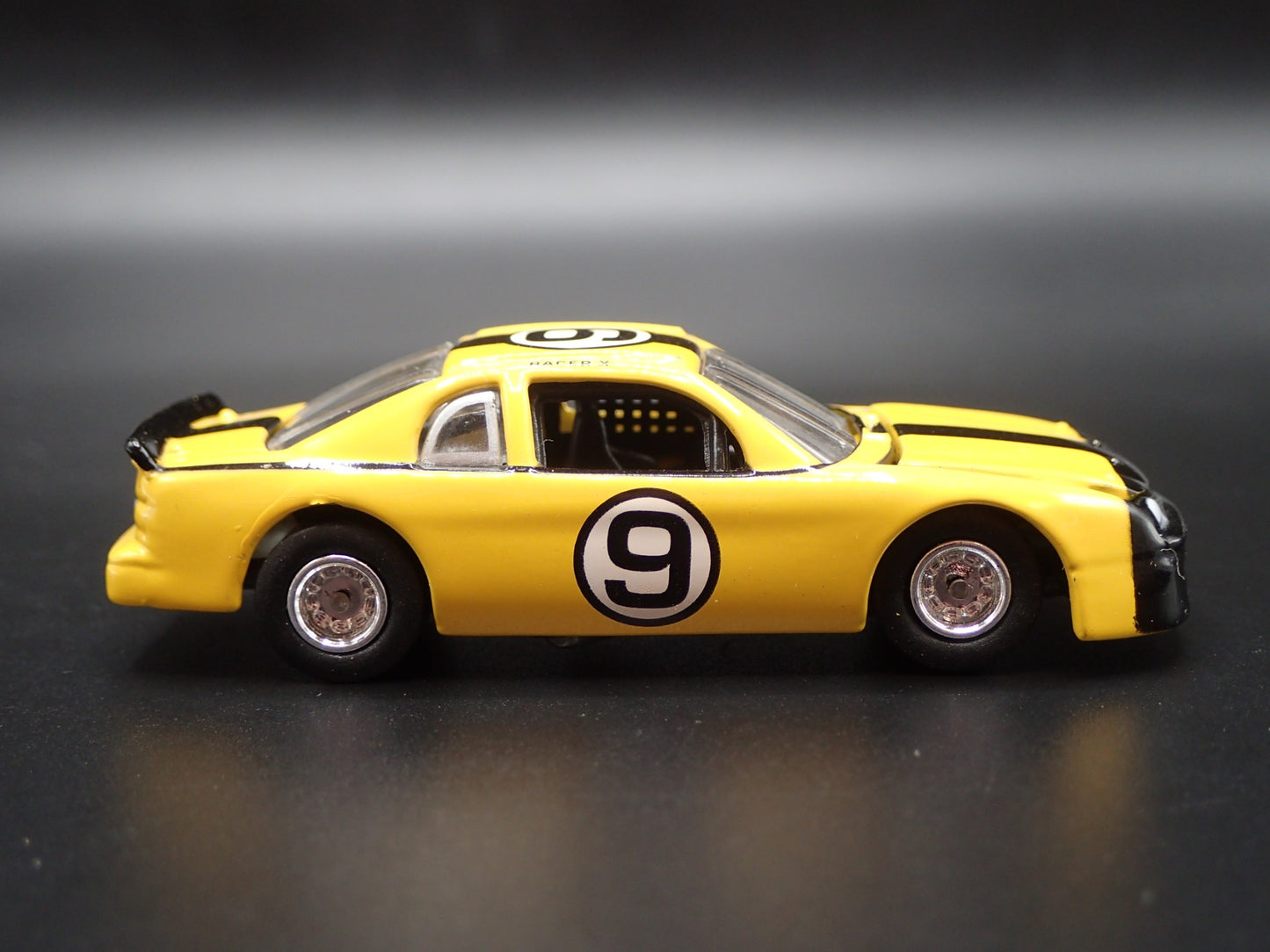 SPEED RACER 2000 RACER X STOCK CAR #9 RARE 1/64 SCALE DIORAMA DIECAST MODEL CAR