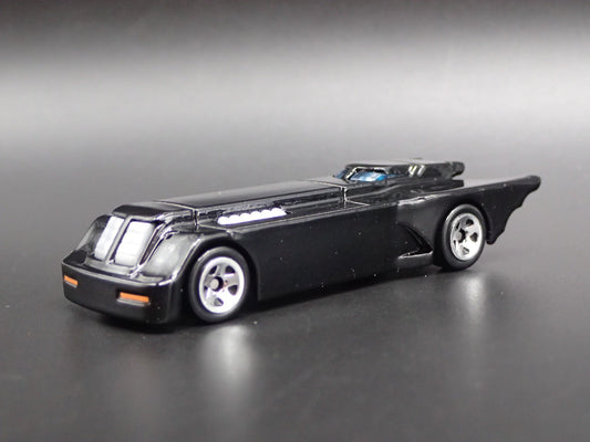 BATMAN THE ANIMATED SERIES BATMOBILE BLACK 1:64 SCALE DIORAMA DIECAST MODEL CAR