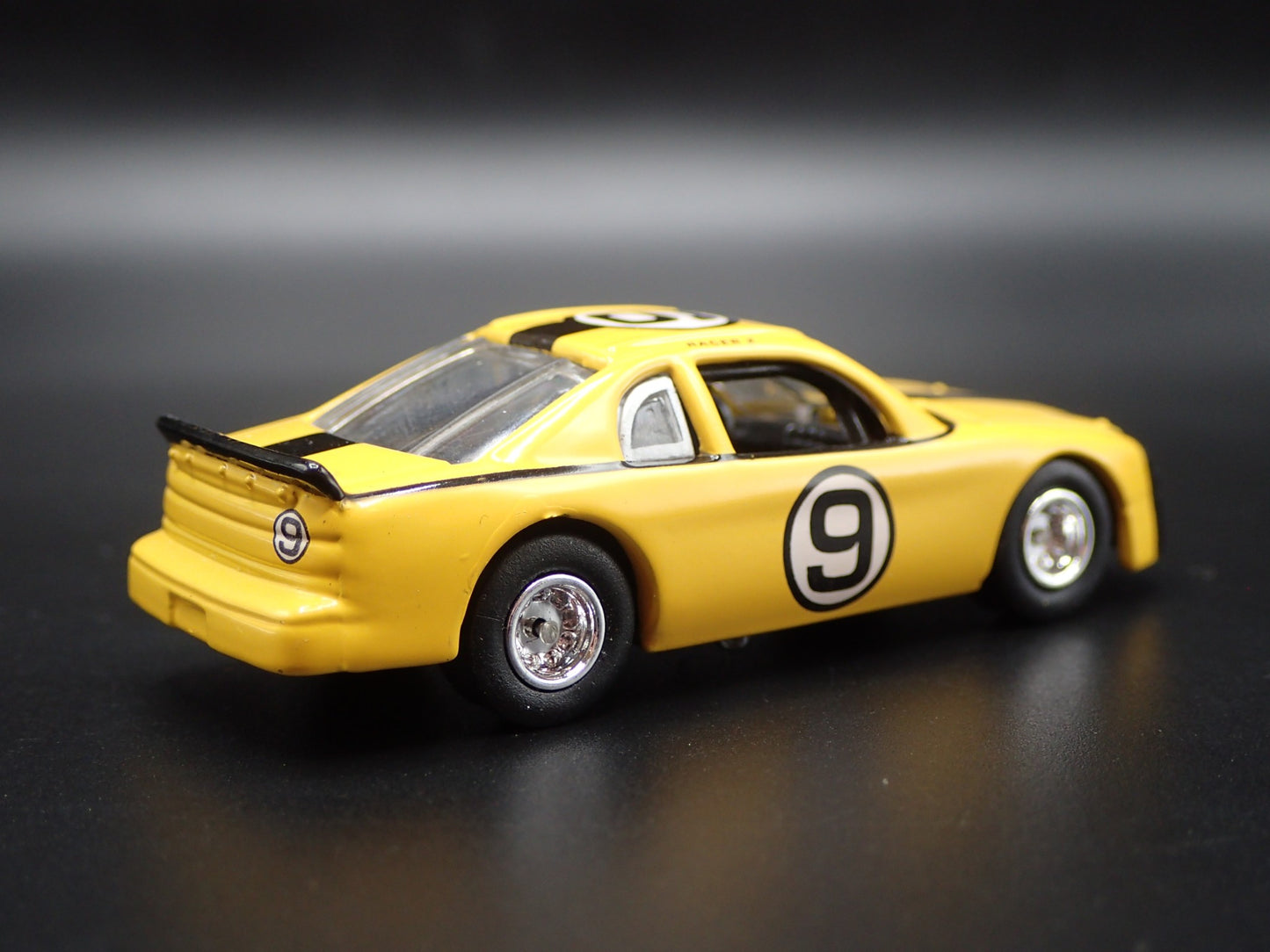 SPEED RACER 2000 RACER X STOCK CAR #9 RARE 1/64 SCALE DIORAMA DIECAST MODEL CAR