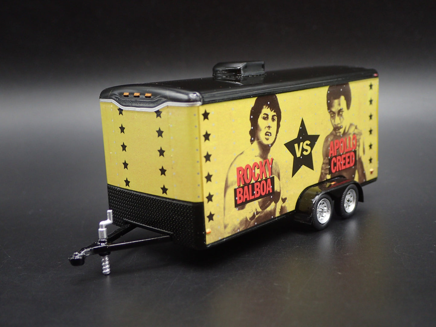 ROCKY APOLLO CREED ENCLOSED CAR HAULER TRAILER OPENING DOOR 1:64 DIORAMA MODEL