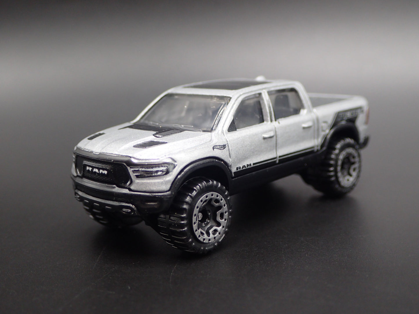 2015-2025 RAM 1500 PICKUP REBEL PICKUP TRUCK RARE 1/64 SCALE DIECAST MODEL CAR