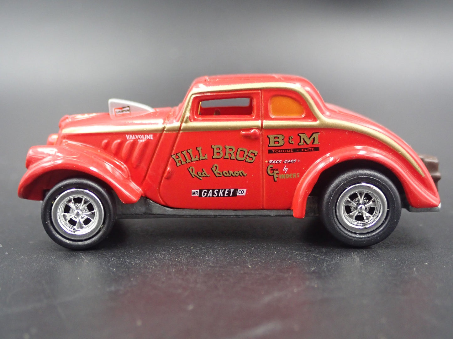 1933 33 WILLYS GASSER HILLS BROS RARE 1:64 SCALE DIORAMA DIECAST MODEL CAR