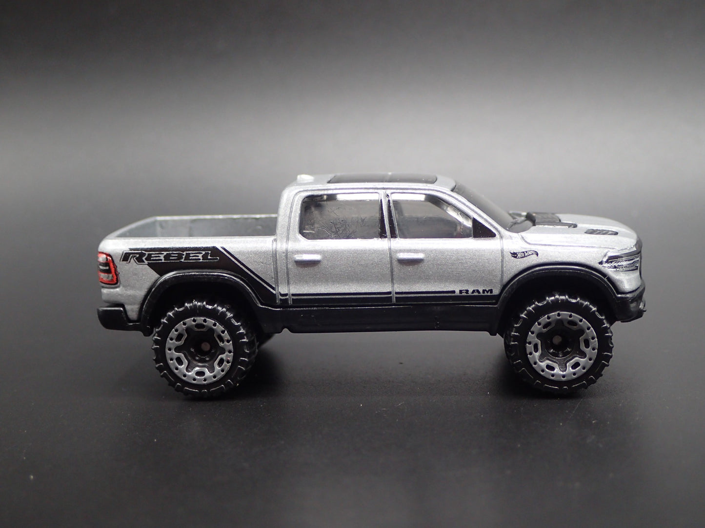 2015-2025 RAM 1500 PICKUP REBEL PICKUP TRUCK RARE 1/64 SCALE DIECAST MODEL CAR
