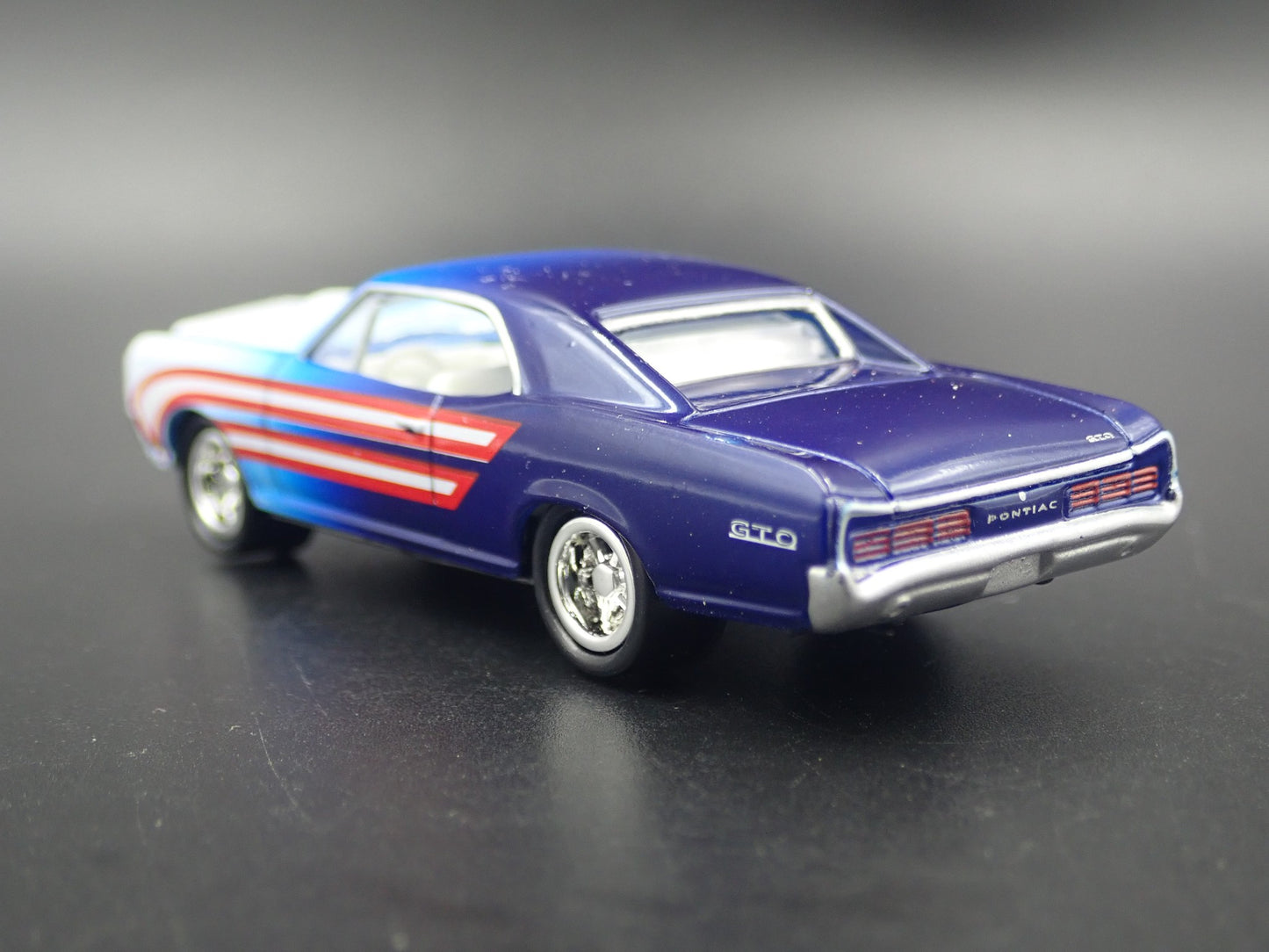 1966 66 PONTIAC GTO RARE 1/64 SCALE COLLECTIBLE DIORAMA DIECAST MODEL CAR