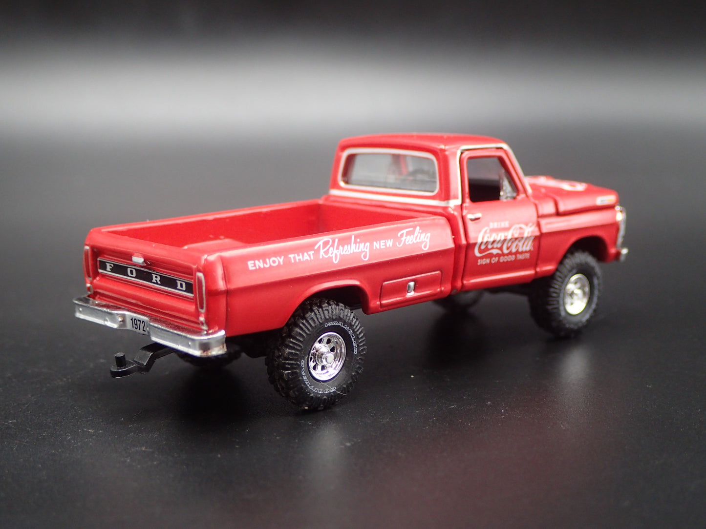 1972 FORD F250 EXPLORER 4X4 PICKUP TRUCK COCA COLA 1:64 SCALE DIECAST MODEL CAR