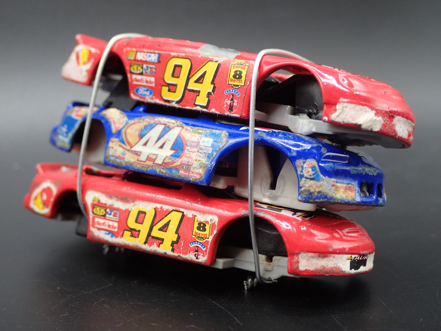 VINTAGE NASCAR 3 CARS CRUSHED ON A FLATBED TRAILER 1:64 SCALE DIECAST MODEL CAR