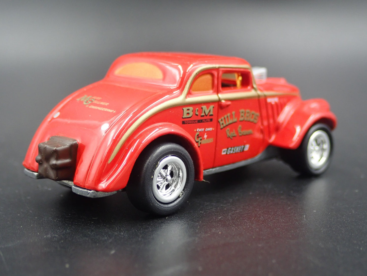 1933 33 WILLYS GASSER HILLS BROS RARE 1:64 SCALE DIORAMA DIECAST MODEL CAR