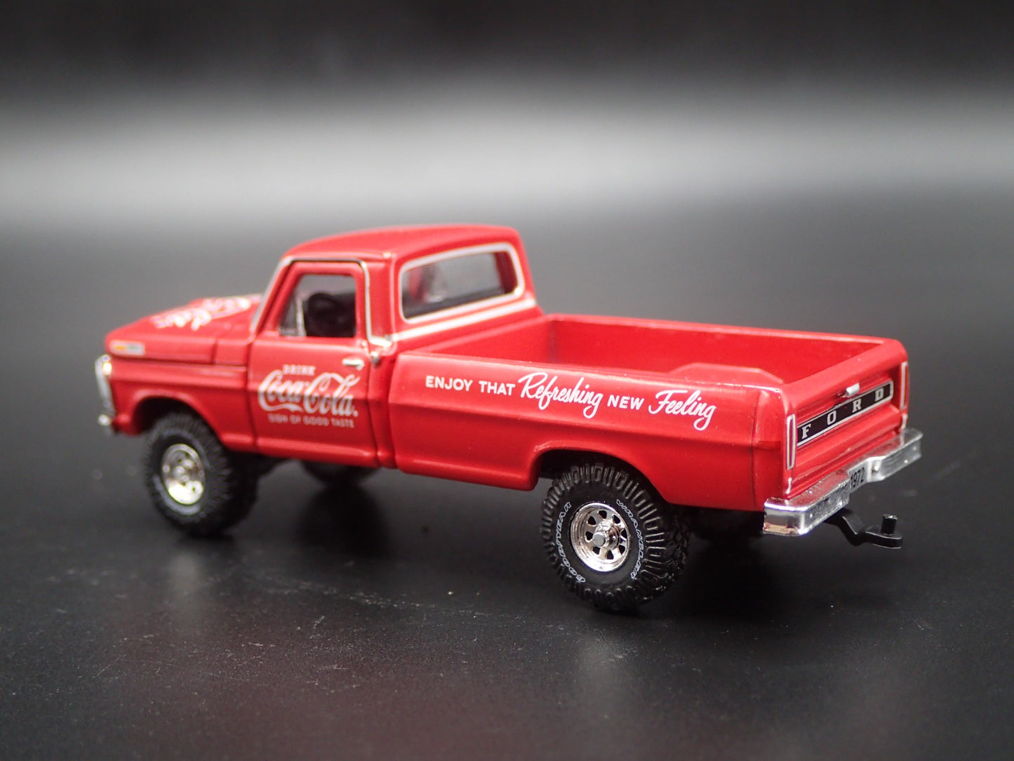 1972 FORD F250 EXPLORER 4X4 PICKUP TRUCK COCA COLA 1:64 SCALE DIECAST MODEL CAR