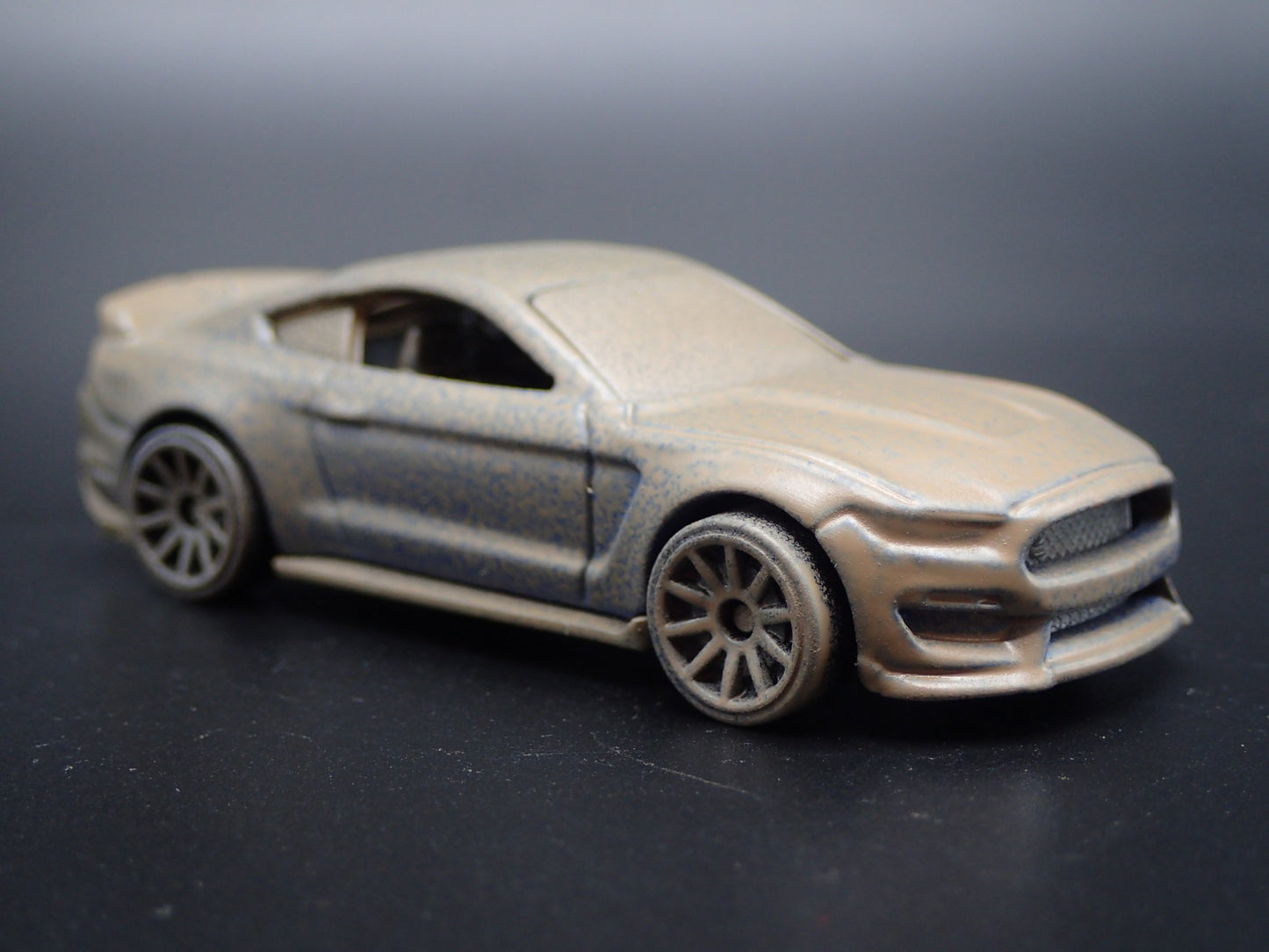 2015-2023 FORD MUSTANG SHELBY GT350R CUSTOM DIRTY 1:64 SCALE DIECAST MODEL CAR