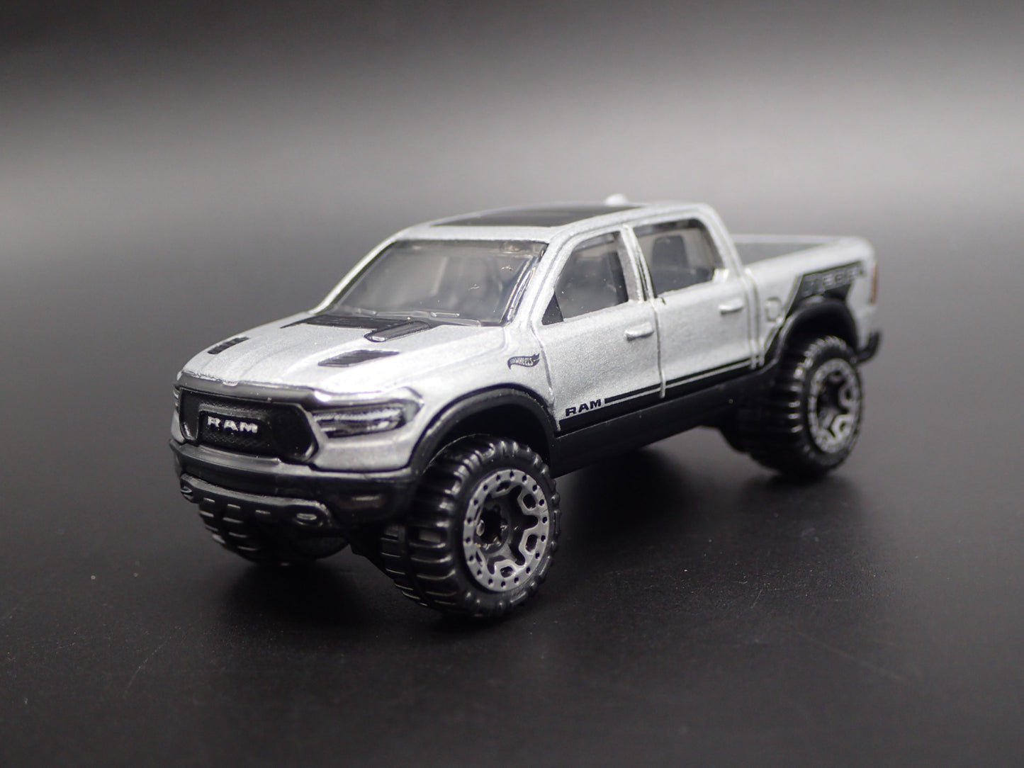 2015-2025 RAM 1500 PICKUP REBEL PICKUP TRUCK RARE 1/64 SCALE DIECAST MODEL CAR