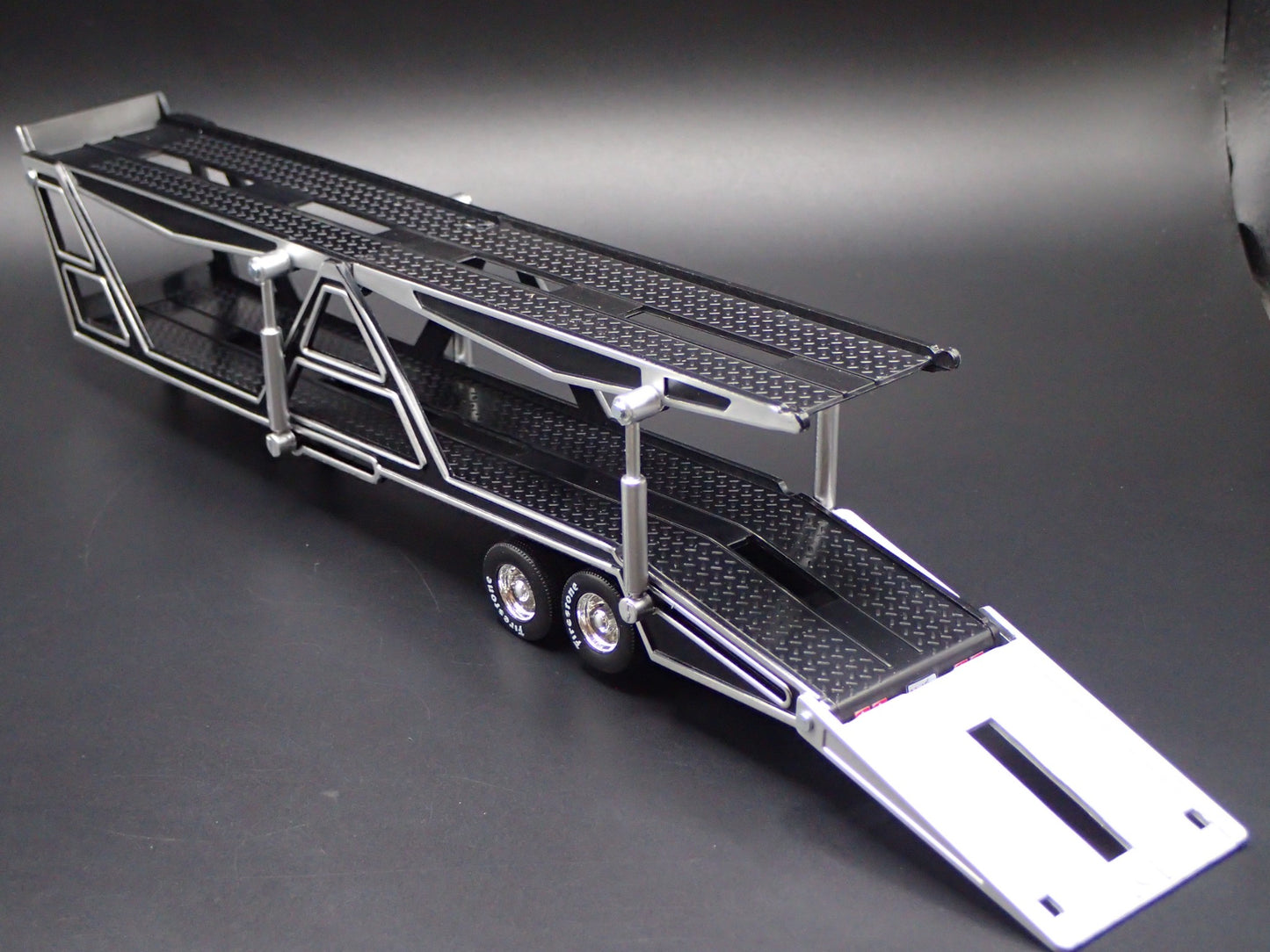 MACK ANTHEM RIG & CAR TRANSPORTER HAULER TRAILER SILVER 1:64 SCALE DIECAST MODEL