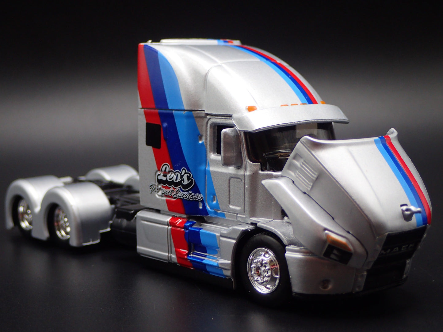 MACK ANTHEM RIG & CAR TRANSPORTER HAULER TRAILER SILVER 1:64 SCALE DIECAST MODEL