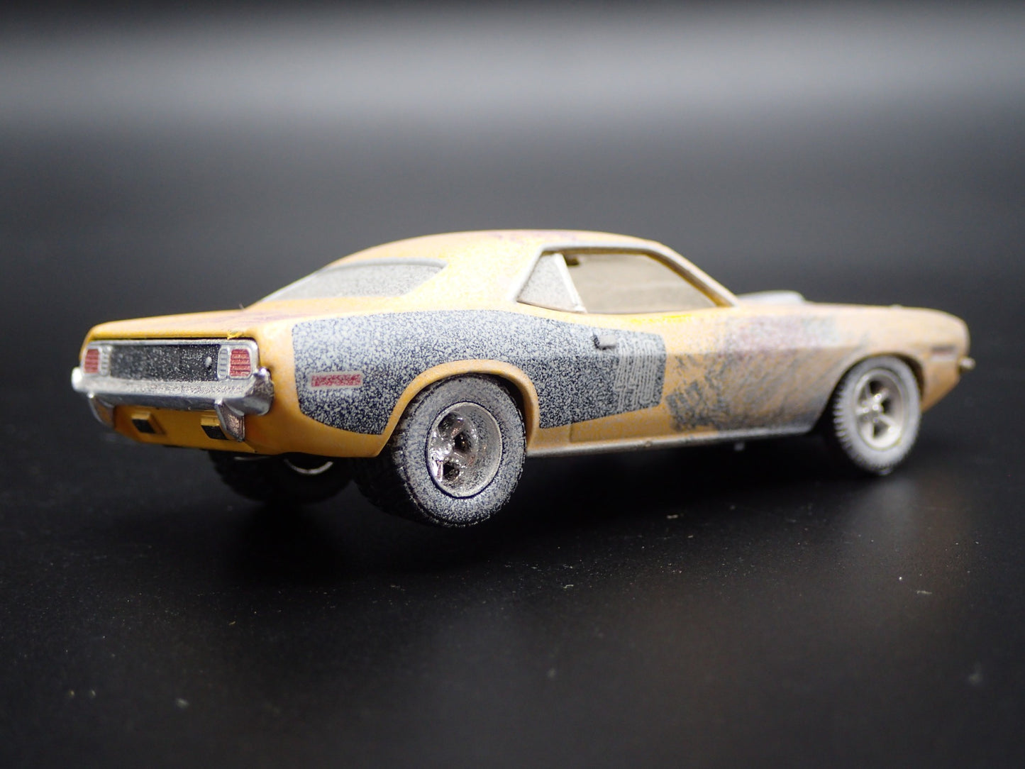 1971 71 PLYMOUTH CUDA 440 1/1 CUSTOM BARN FIND 1:64 SCALE DIECAST MODEL CAR