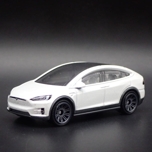 2016-2025 TESLA MODEL X SUV WHITE 1:64 SCALE COLLECTIBLE DIECAST MODEL CAR
