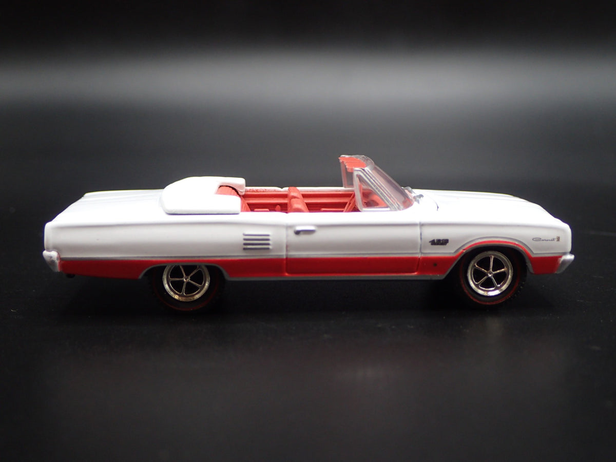 1966 66 DODGE HEMI CORONET CONVERTIBLE RARE 1/64 SCALE DIORAMA DIECAST MODEL CAR-Burning Rubber Toy Company