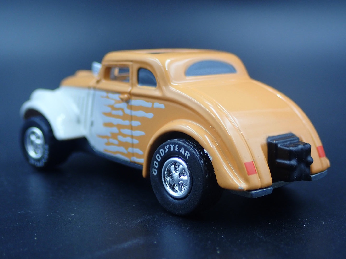 1933 33 WILLYS GASSER RARE. 1:64 SCALE COLLECTIBLE DIORAMA DIECAST MODEL CAR