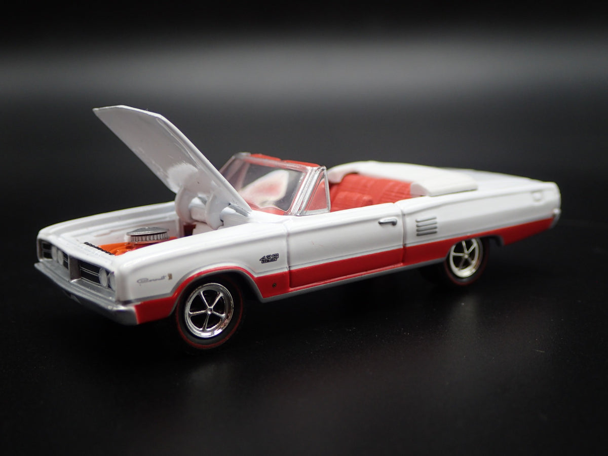 1966 66 DODGE HEMI CORONET CONVERTIBLE RARE 1/64 SCALE DIORAMA DIECAST MODEL CAR-Burning Rubber Toy Company