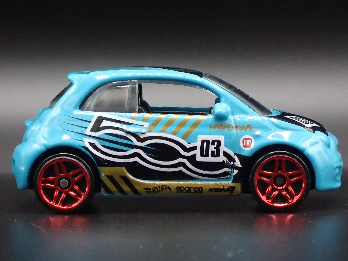 2007-2025 FIAT 500 BLUE 1/64 SCALE LIMITED COLLECTIBLE DIORAMA DIECAST MODEL CAR