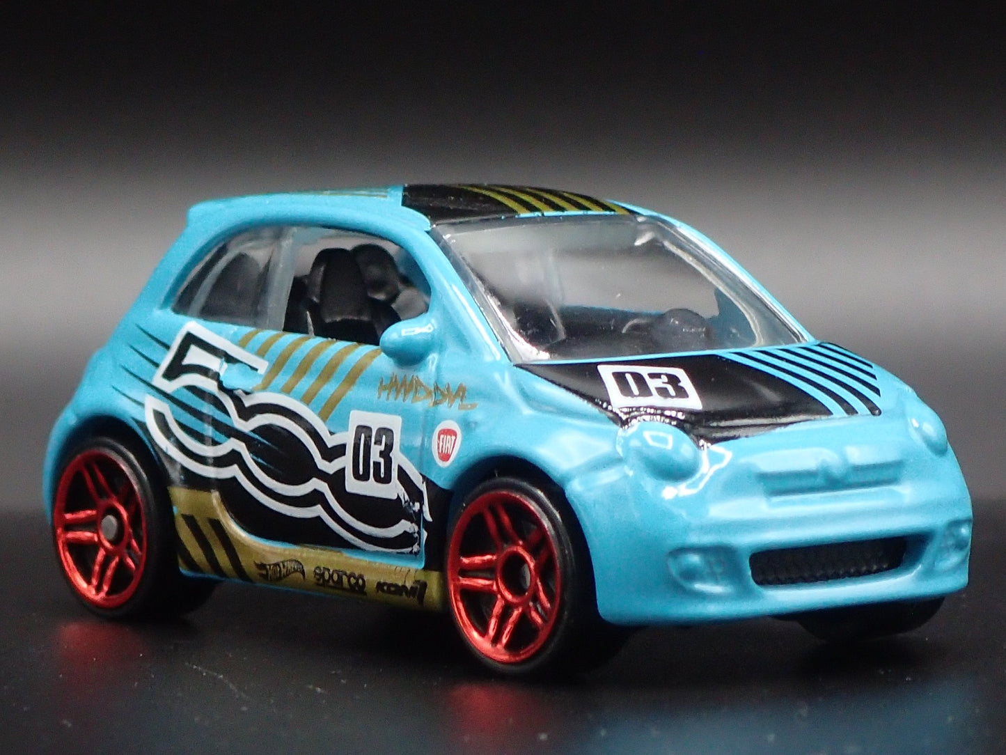2007-2025 FIAT 500 BLUE 1/64 SCALE LIMITED COLLECTIBLE DIORAMA DIECAST MODEL CAR
