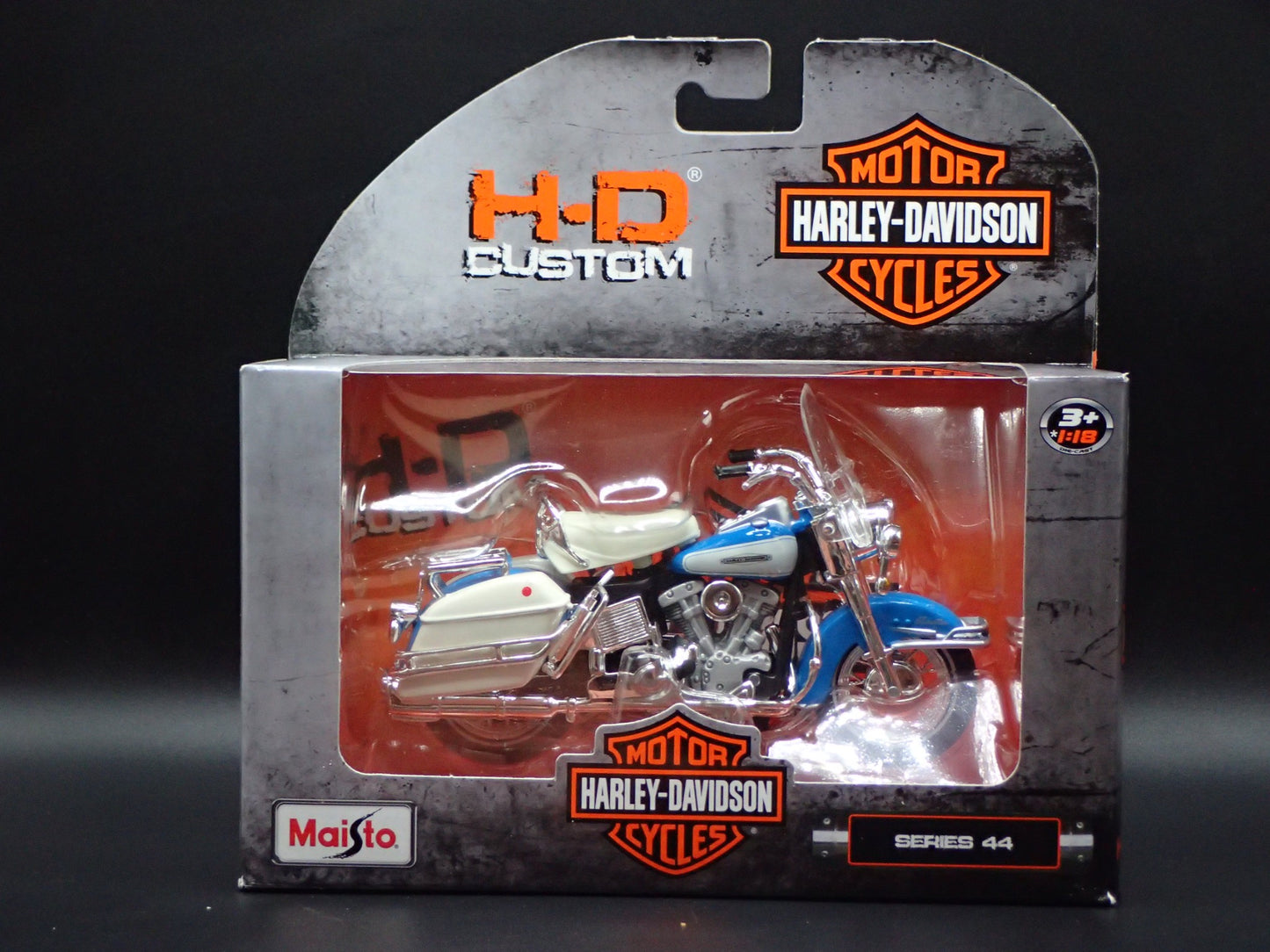 1966 66 FLH ELECTRA GLIDE HARLEY DAVIDSON SERIES 44 1/18 DIECAST MOTORCYCLE BIKE