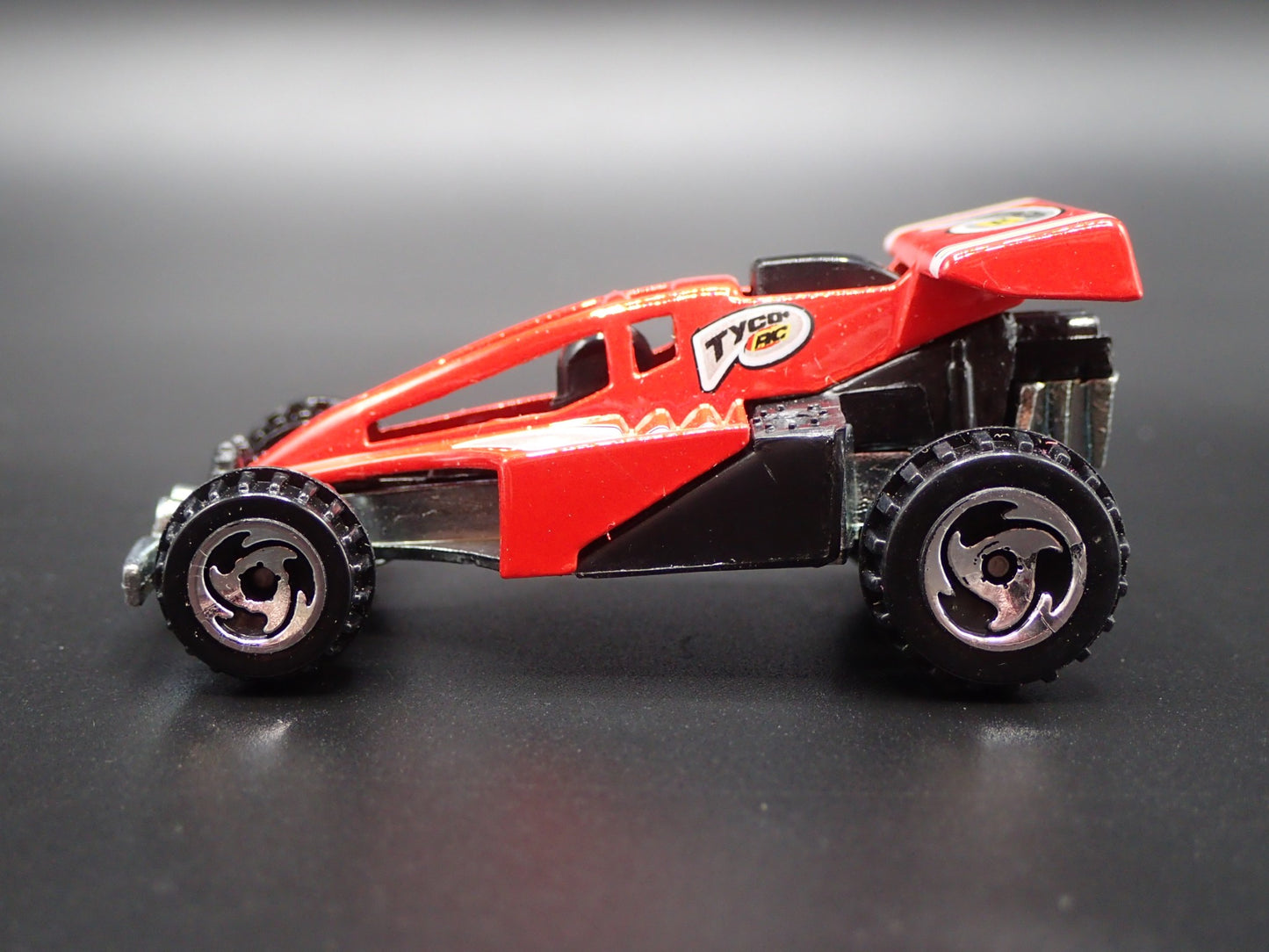 TYCO RC SHOCK FACTOR CAR RED 1:64 SCALE COLLECTIBLE DIORAMA DIECAST MODEL CAR