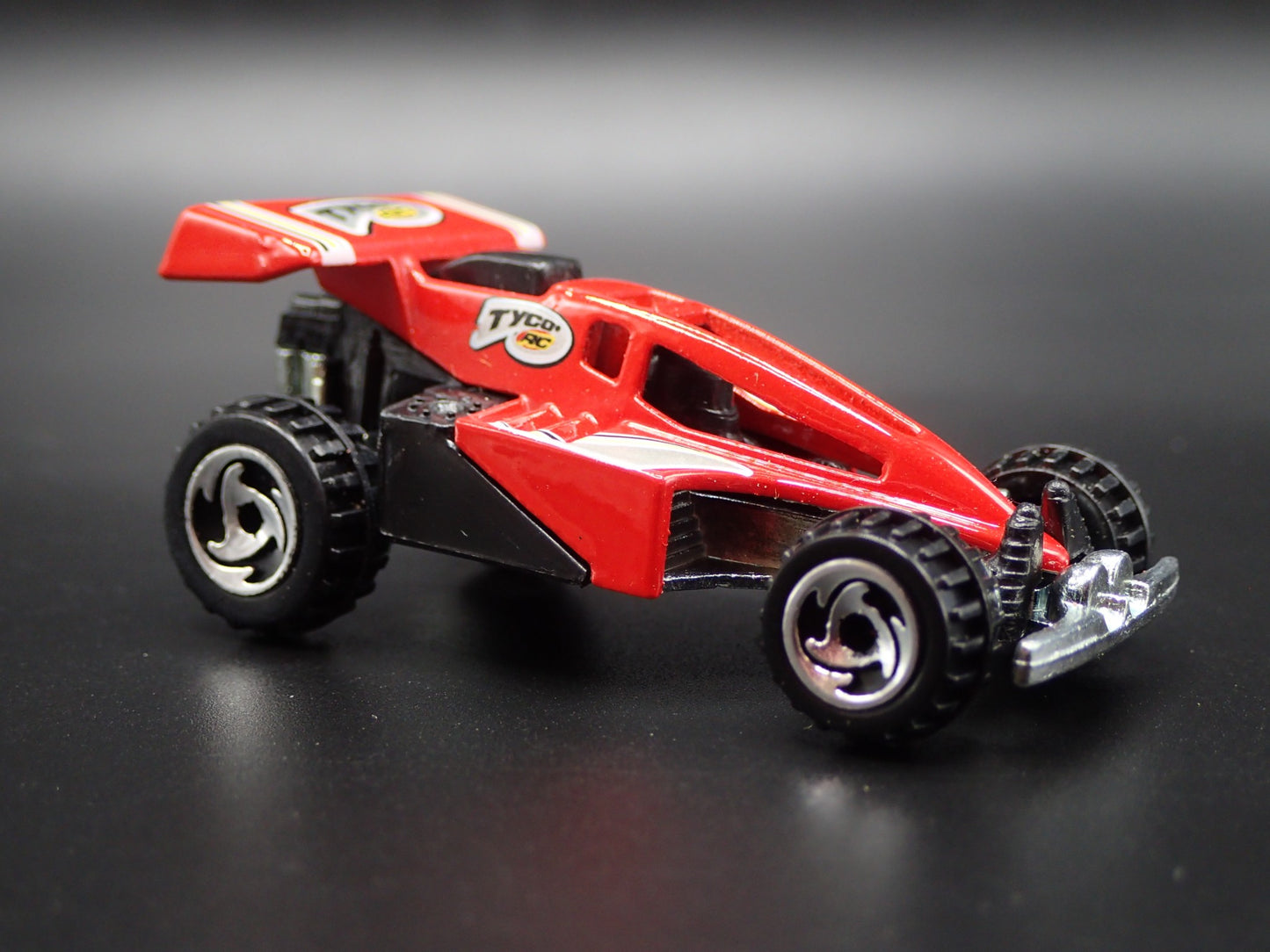 TYCO RC SHOCK FACTOR CAR RED 1:64 SCALE COLLECTIBLE DIORAMA DIECAST MODEL CAR